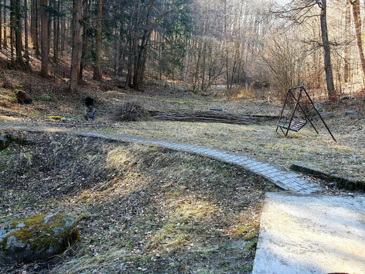 Horska Chata V Srdci Kremnickych Hor Banská Bystrica Exterior foto